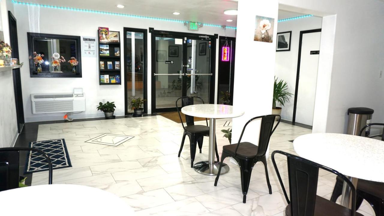 Lakes Inn Warsaw Exterior foto